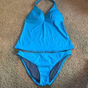 Victoria’s Secret tankini and bikini bottoms